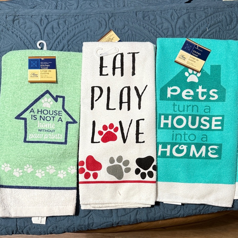 Pets Theme Kitchen Towel Set - Green, White, Black, Red, 15” x 25”